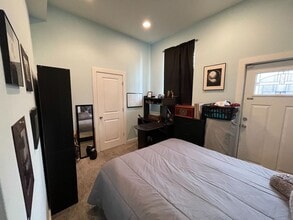 Building Photo - 1411 W Thompson St