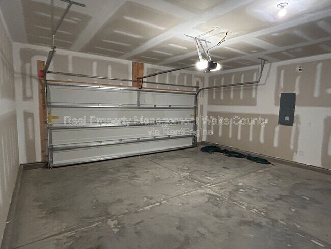 Building Photo - 2632 Pivot Rdg Dr