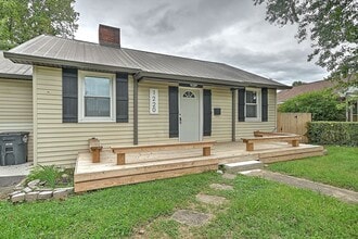 Building Photo - 1220 Morningside Cir