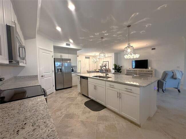 Building Photo - 14648 Sycamore Ct