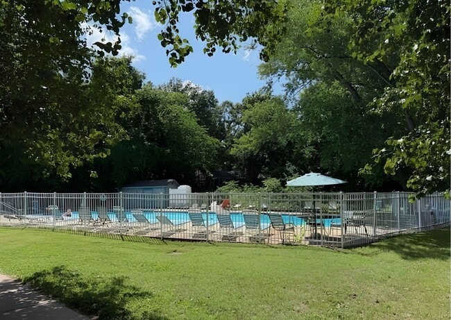 Building Photo - Updated 3BR/2BA Ranch with Garage, Basement & Community Pool