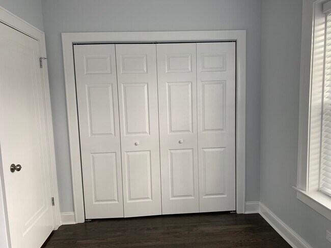 Building Photo - 3929 N Whipple St