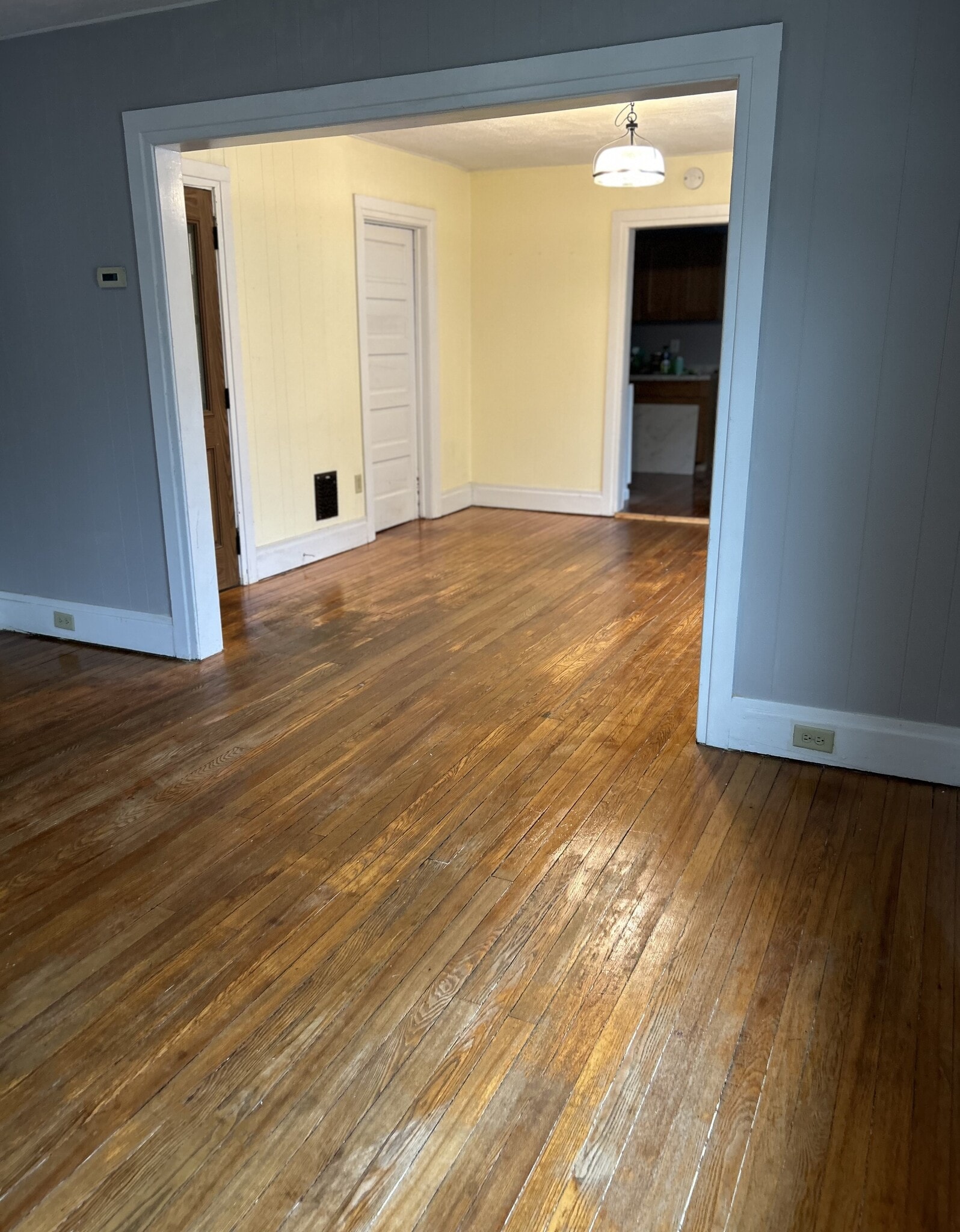 Livingroom looking into DR - 31 Dix Ave
