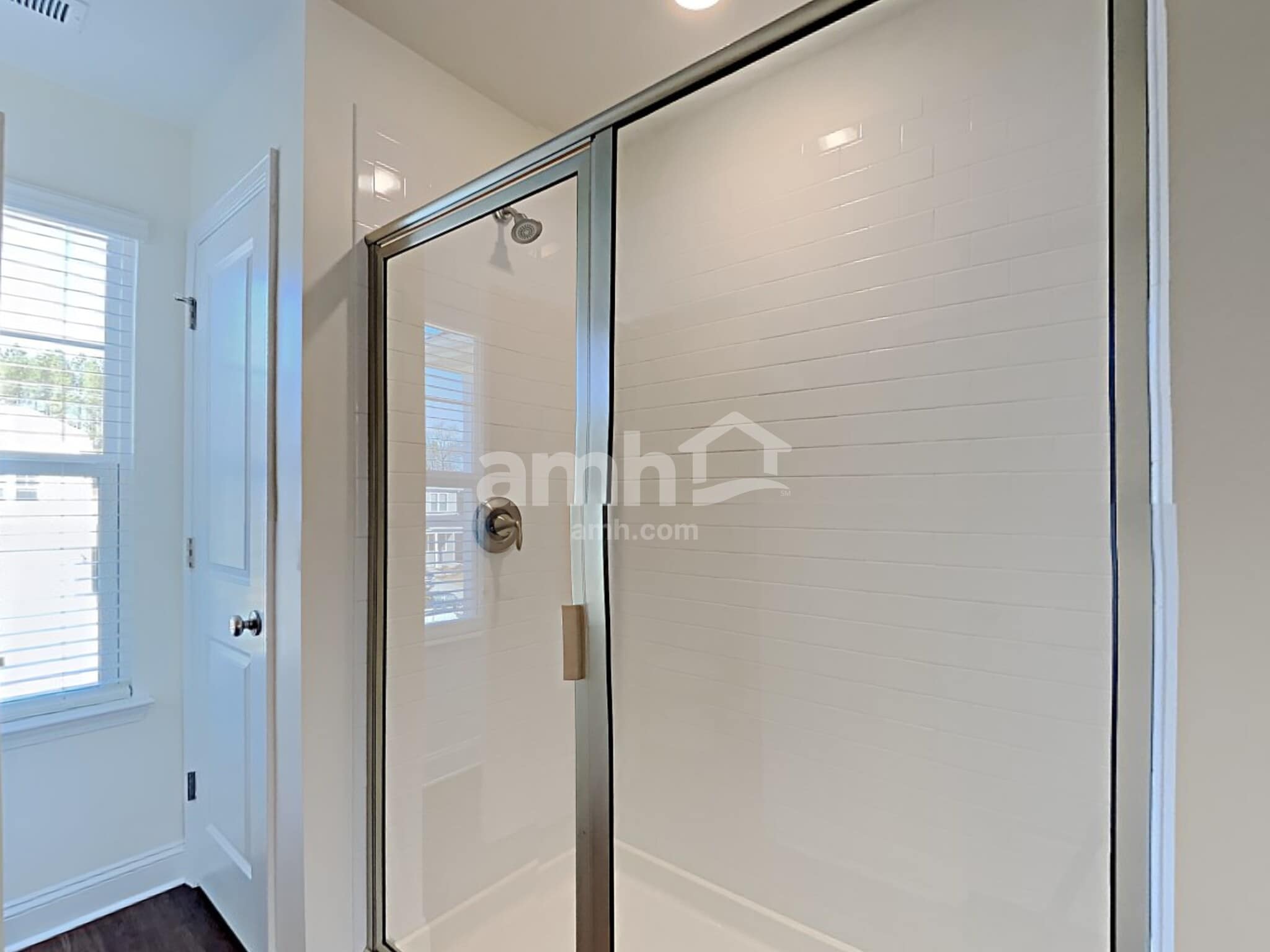 Building Photo - 1107 Bentley Pl