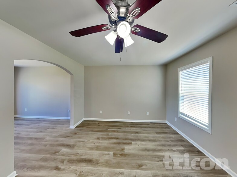 Building Photo - 1090 Heart Pine Dr