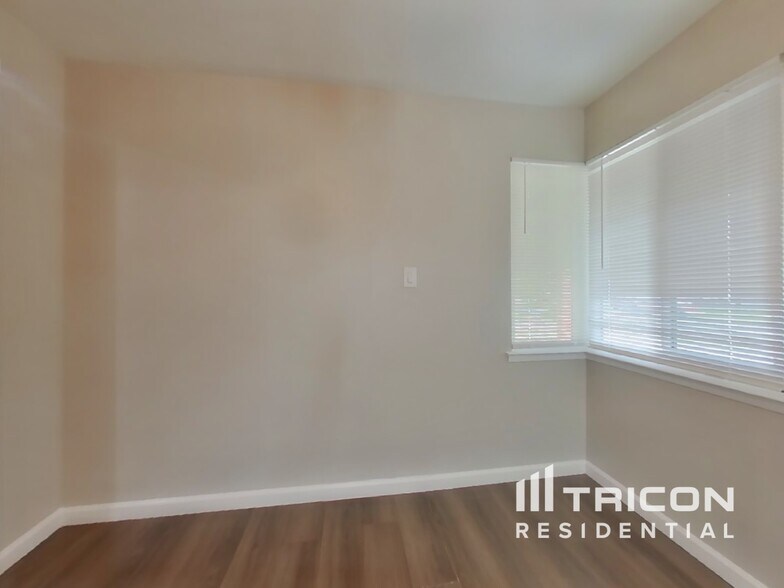 Building Photo - 7646 22nd St