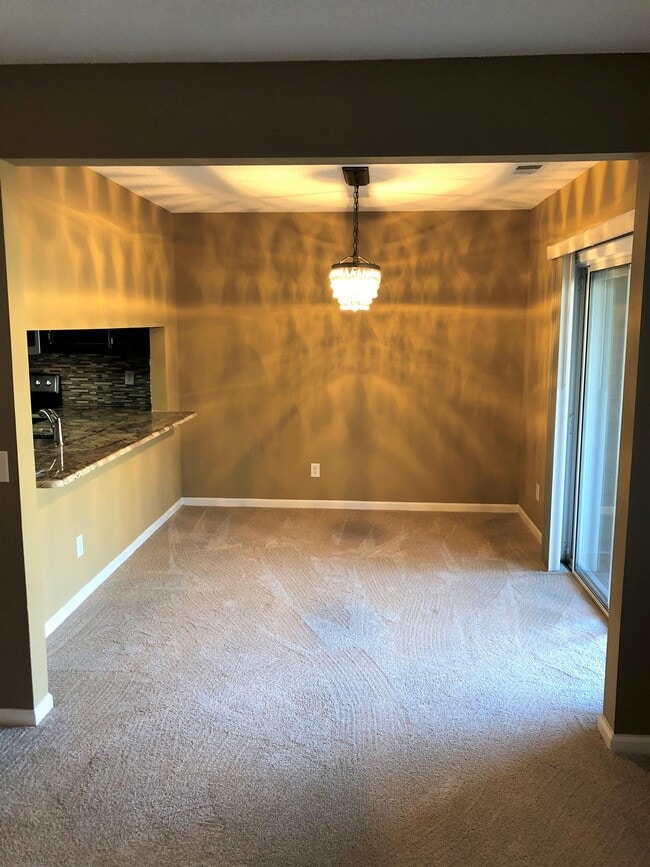 Building Photo - 19827 Henderson Rd