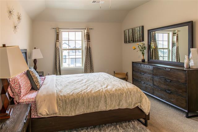 Building Photo - 1700 Hydrangea Ln