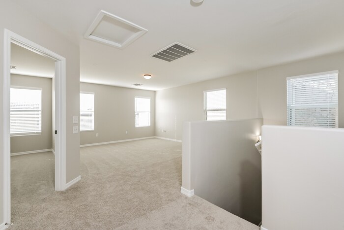 Building Photo - 7010 S Sweetbush Ave