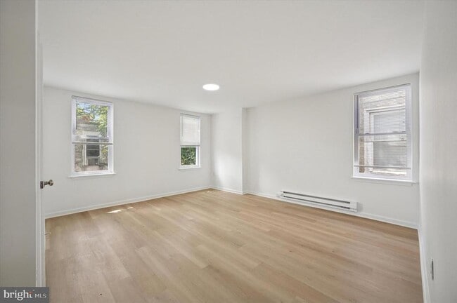 Building Photo - 142 N 53rd St