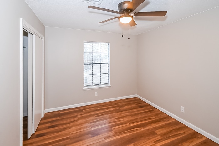 Building Photo - 53 Stoneledge Dr