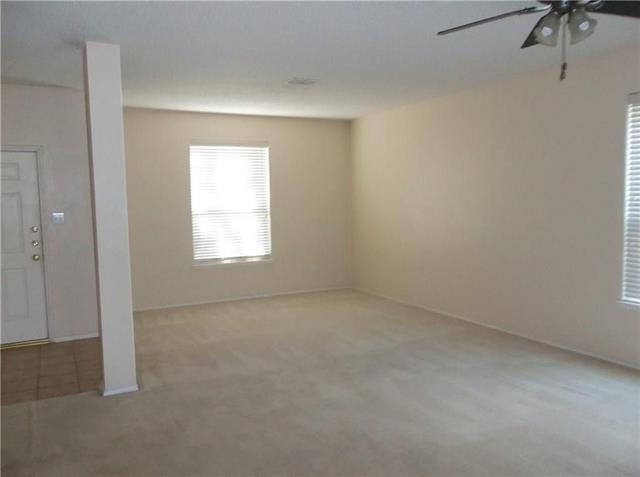 Building Photo - 2820 Deer Ridge Dr