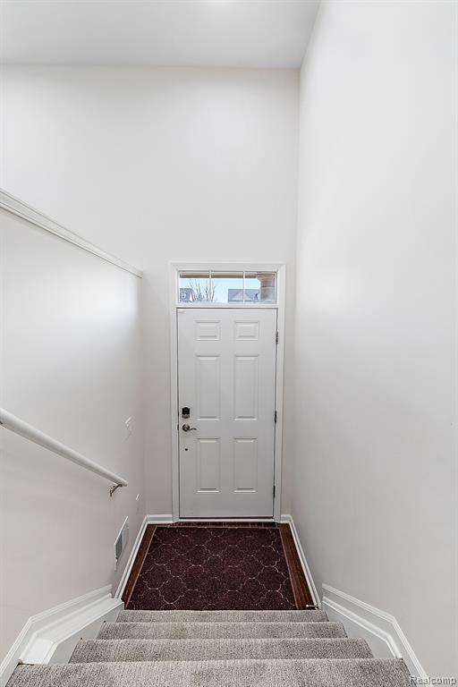 Building Photo - 2884 Glenbar Cir