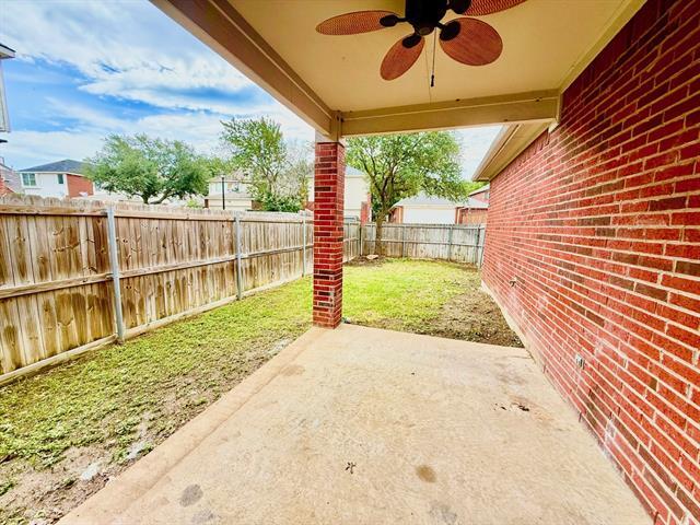 Building Photo - 3900 Braxton Ln