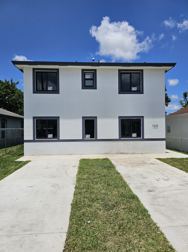 Building Photo - 1825 NW 68th St