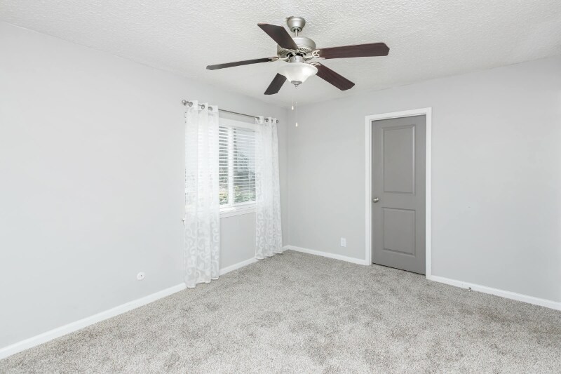 Building Photo - 2950 S Cobb Dr SE