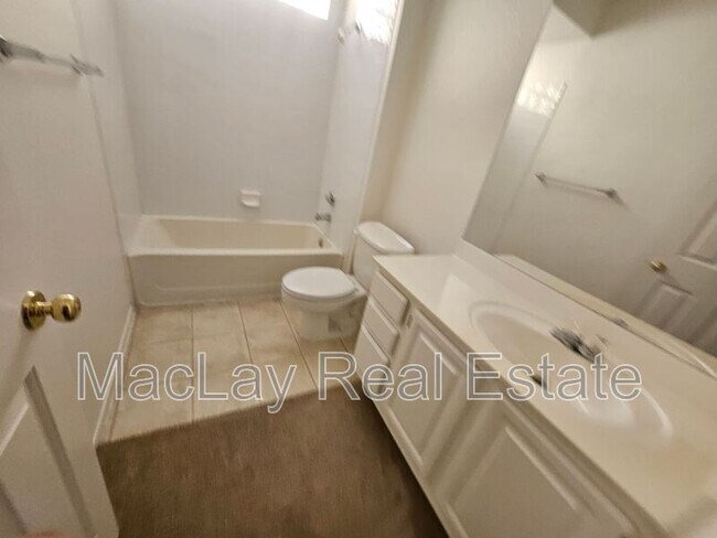 Building Photo - 16013 S Desert Foothills Pkwy