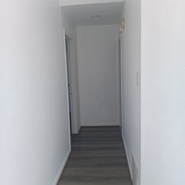 Building Photo - 14114 Old Village Ln