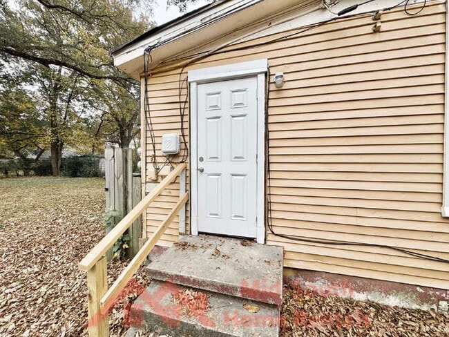 Building Photo - 3592 Vivia Ave