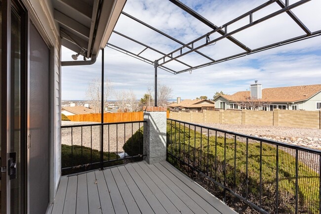 Building Photo - 3099 Peaks View Ln