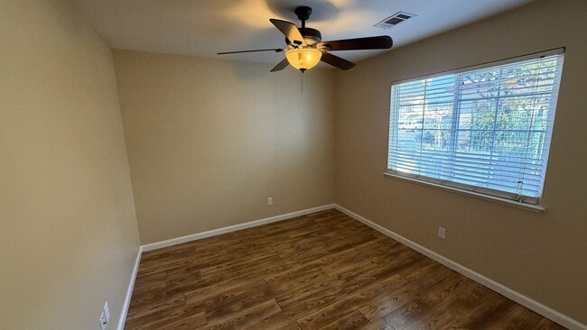 Building Photo - Single-Story Home for Lease – Manteca