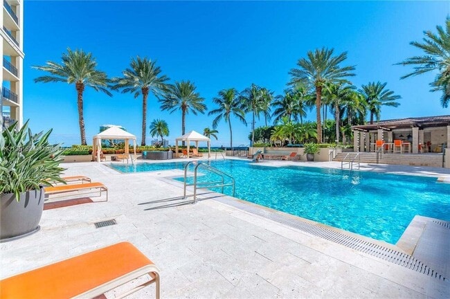 Building Photo - 550 Okeechobee Blvd