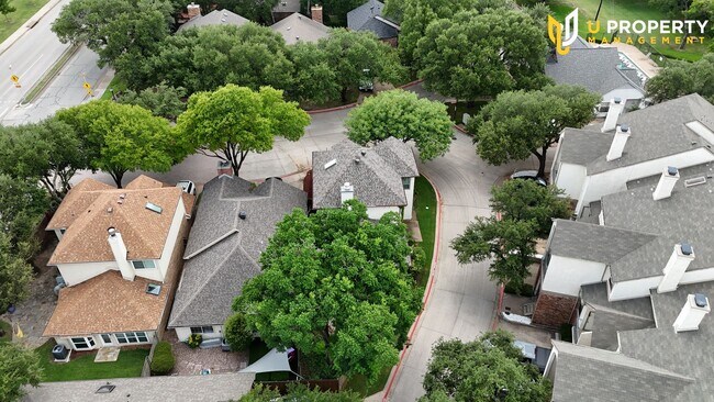 Building Photo - What's special