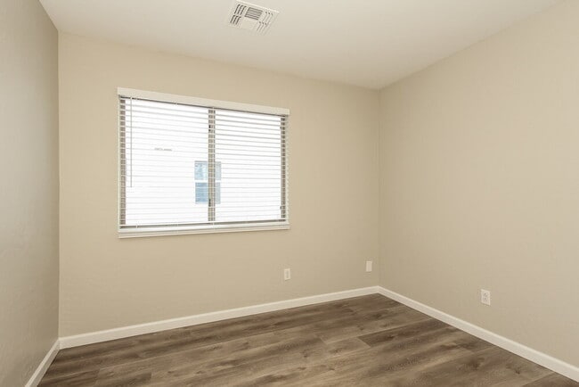 Building Photo - 6034 Castano Dr