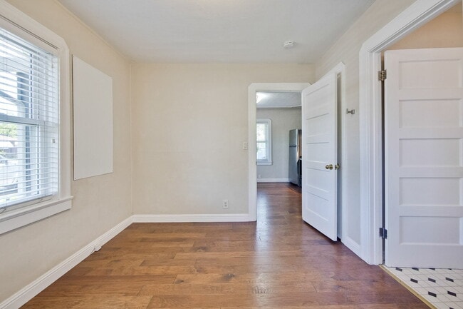 Building Photo - Cute and Cozy 1BR/1BA near downtown Sunnyvale