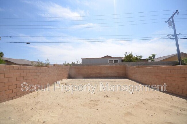 Building Photo - 13828 Luis Dr