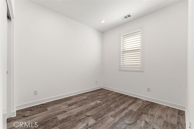 Building Photo - 1415 W Cara Dr