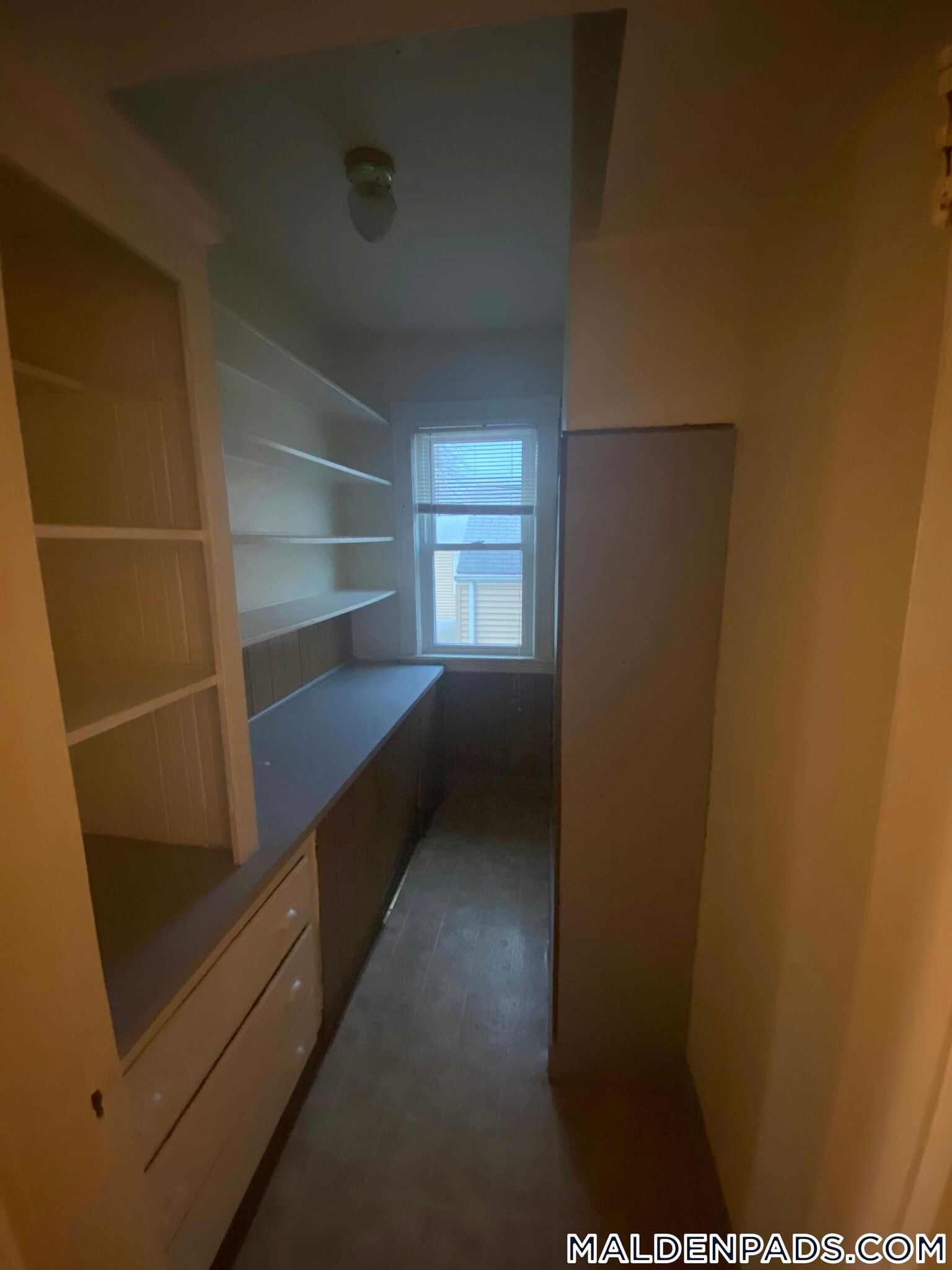 Building Photo - 40 Cedar St