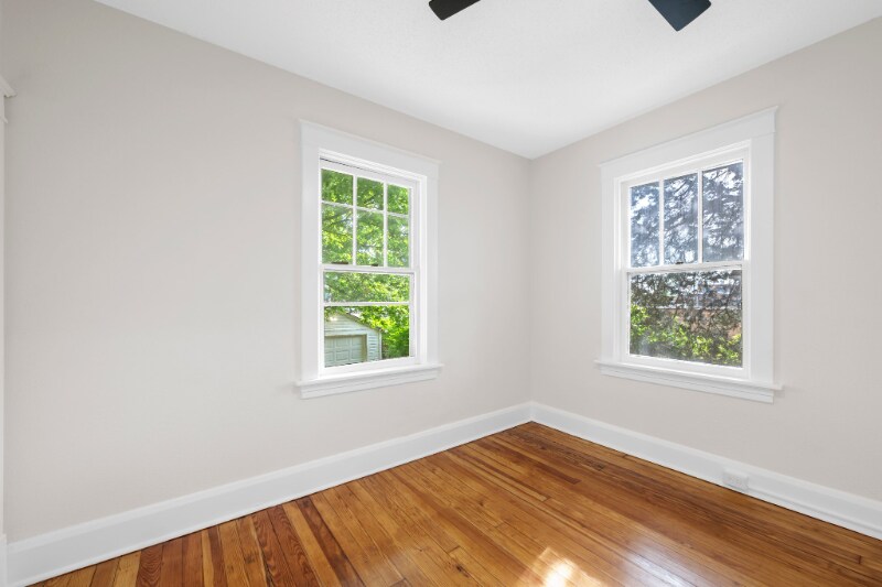 Building Photo - 7517 Ellis Ave