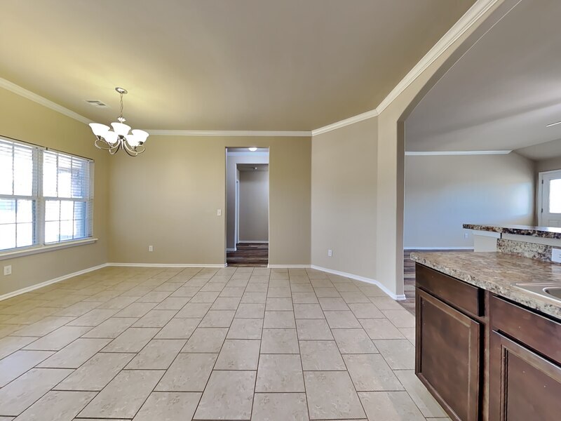 Building Photo - 2716 Demotte Dr