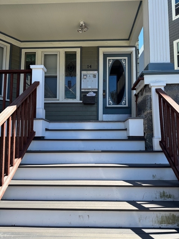 Building Photo - 14 Dawes St