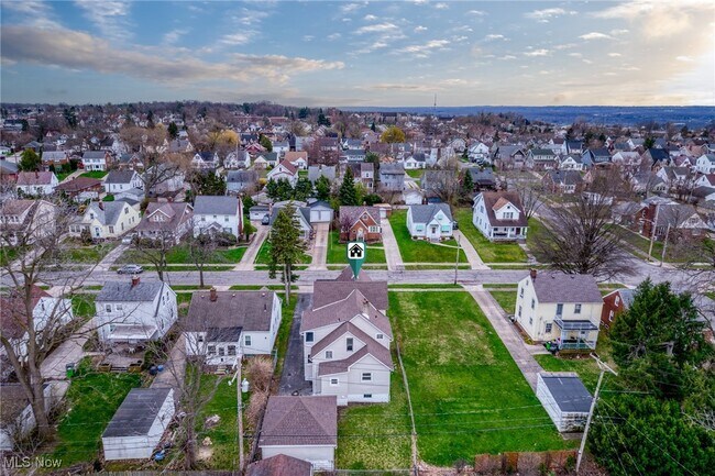Building Photo - 10501 Park Heights Ave