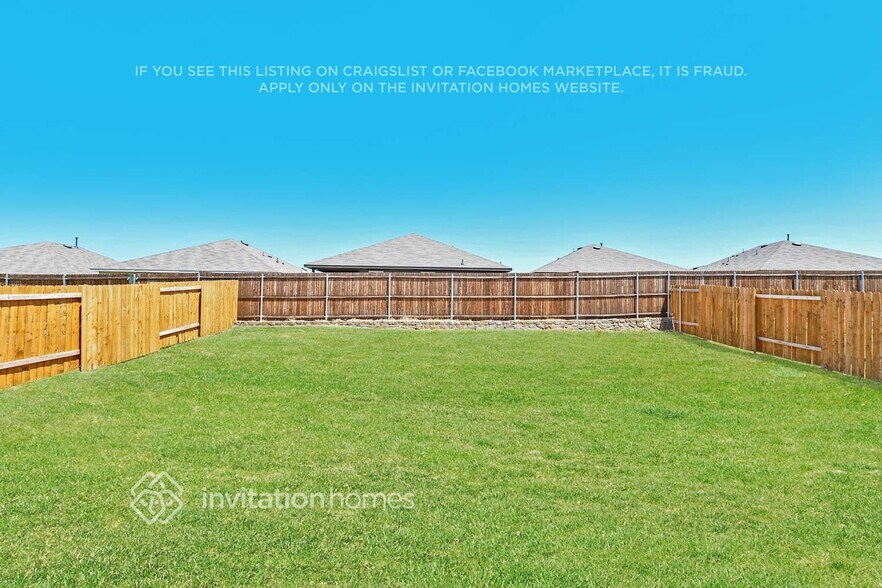 Building Photo - 3032 Chico Dr