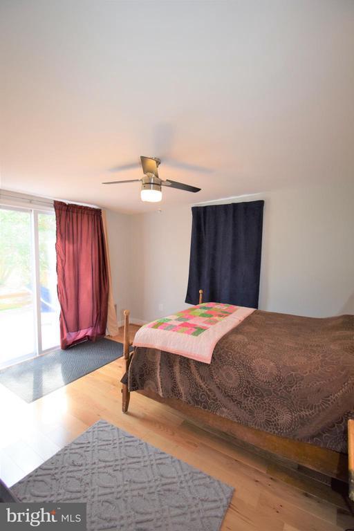 Building Photo - 8811 Badger Dr