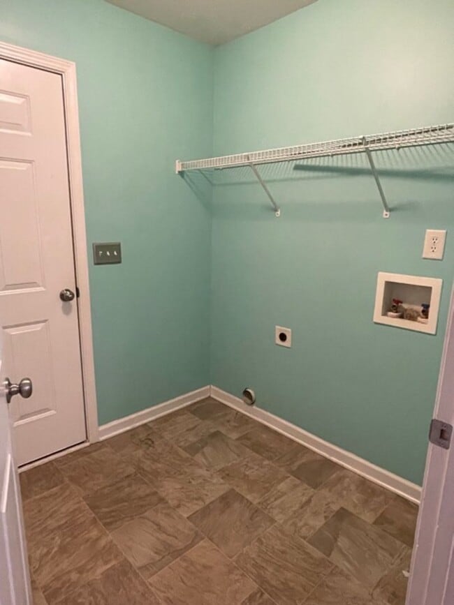 Building Photo - Whitsett / Walnut Crossing