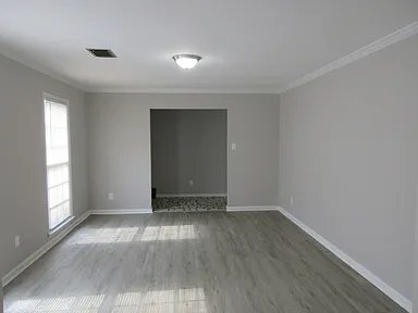 Building Photo - 547 Bellehurst Dr