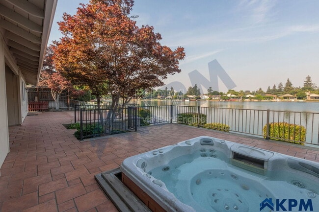 Building Photo - 4134 Fort Donelson Dr