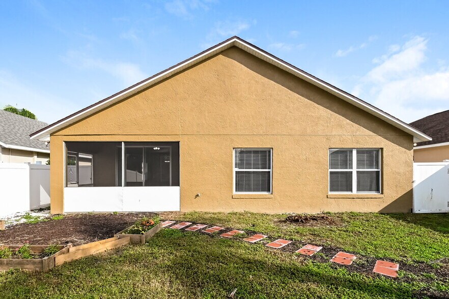 Building Photo - 2603 Whitewood Rd