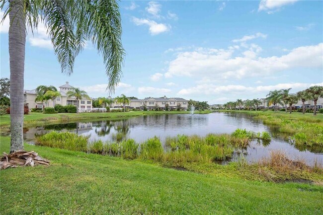 Building Photo - 7525 Plantation Cir