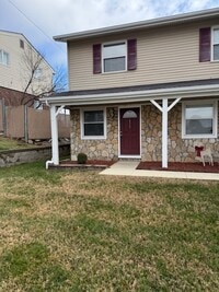 Building Photo - 622 Yale Blvd