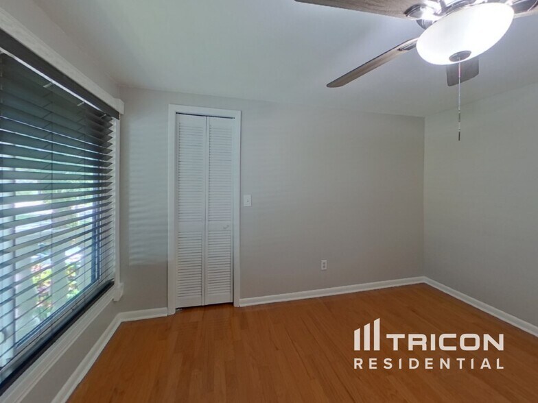 Building Photo - 8637 Leighton Dr