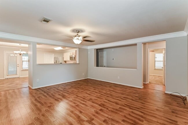 Building Photo - 15114 Blue Creek Ranch Dr