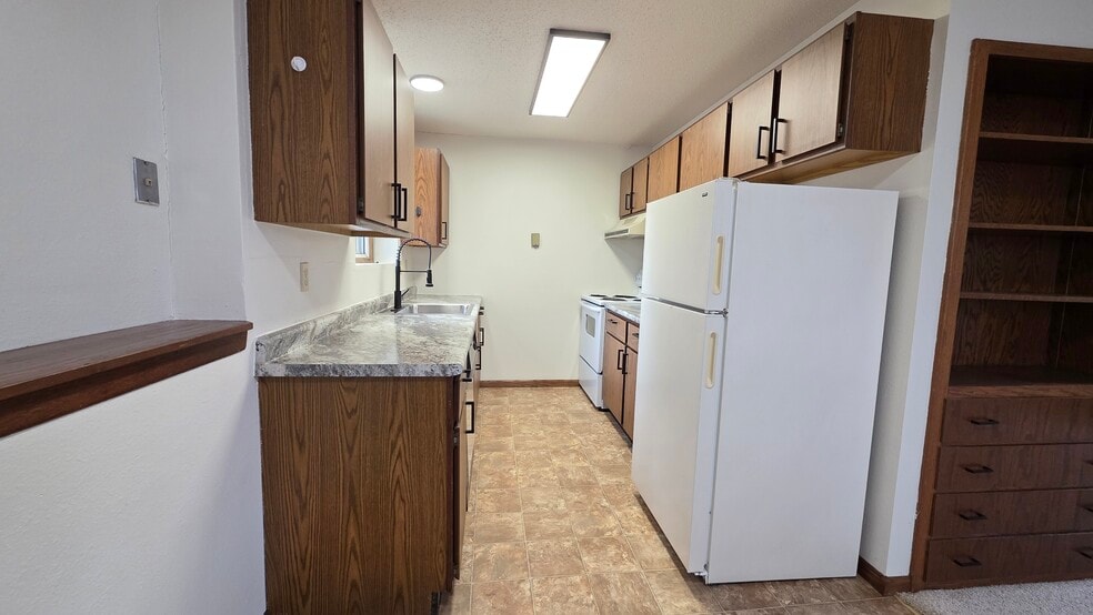 Building Photo - 3301 2nd St N