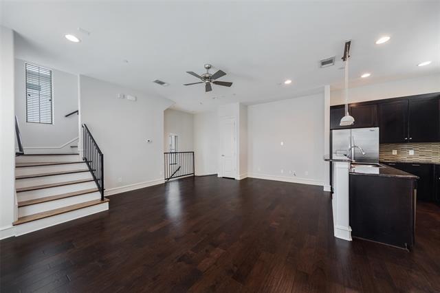 Building Photo - 2100 N Fitzhugh Ave