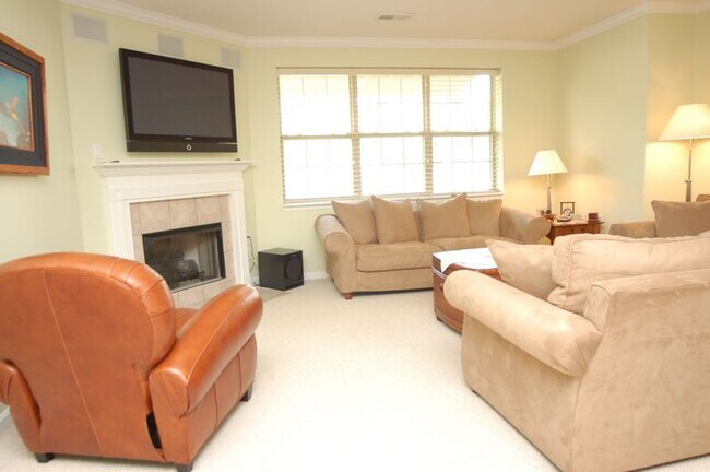 Building Photo - 8336 Verbena Ln