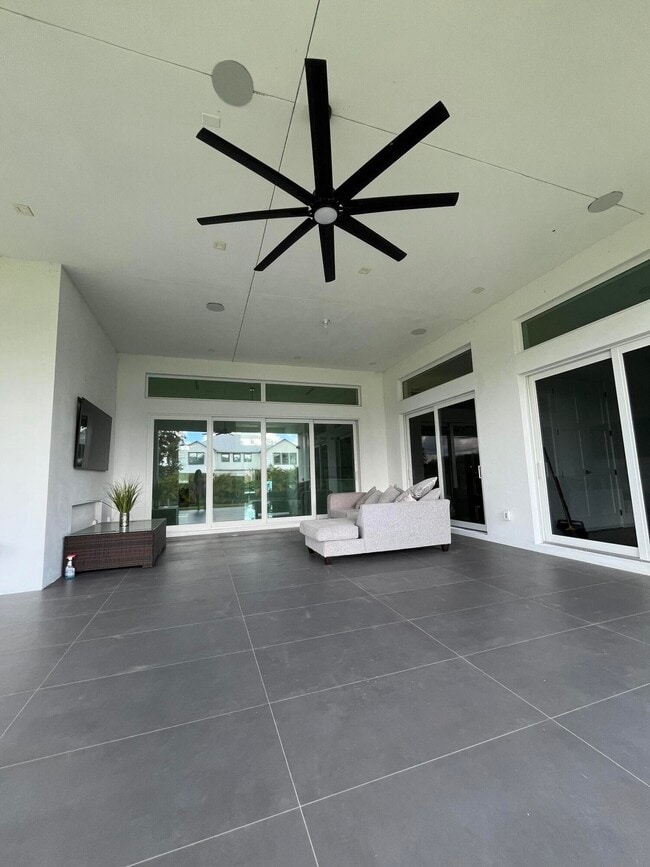 Building Photo - 17431 69th St N